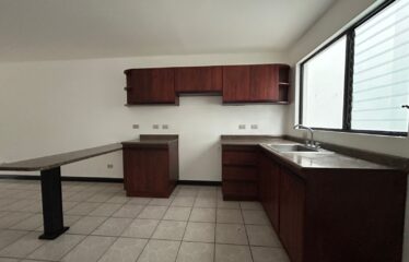 Alquiler de apartamento en condominio en Escazú