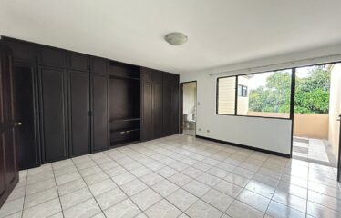 Alquiler de apartamento en condominio en Escazú