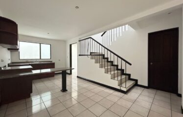 Alquiler de apartamento en condominio en Escazú
