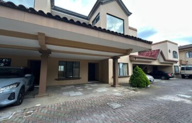 Alquiler de apartamento en condominio en Escazú