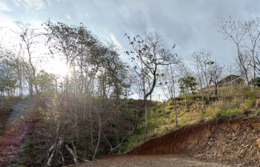 Lot for sale in a condominium in Playa Negra, Guanacaste