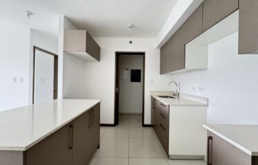 Venta de apartamento en exclusivo condominio en Pavas, San José