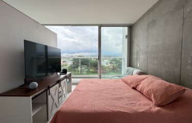 Apartment for sale in a condominium in Curridabat