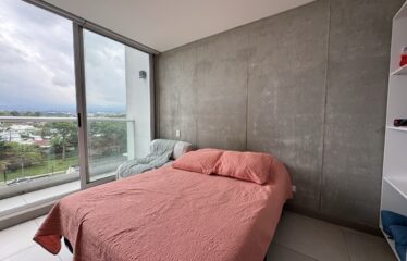 Apartment for sale in a condominium in Curridabat