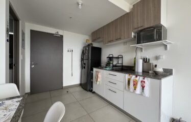 Apartment for sale in a condominium in Curridabat