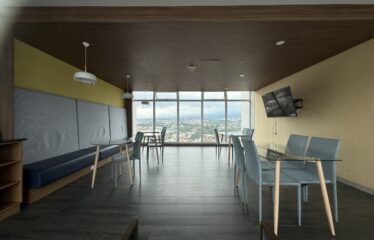 Apartment for sale in a condominium in Curridabat