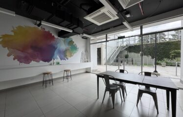 Apartment for sale in a condominium in Curridabat