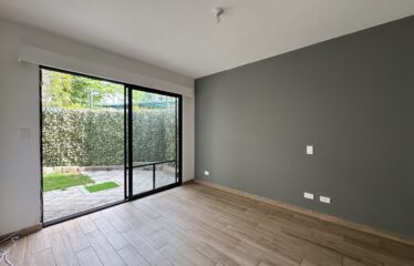 Apartment for rent in a condominium in Santa Ana, San José