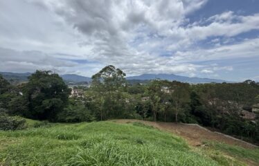 Venta de lote en condominio en Pinares Curridabat