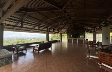Venta de lote en condominio en Pinares Curridabat