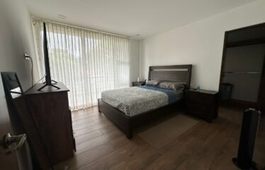 Venta de casa en Urbanización Las Flores en Heredia