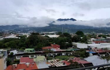 House for rent in a condominium in Sabana.