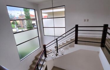 Venta de casa en Granadilla, Curridabat.