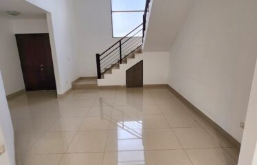 Venta de casa en Granadilla, Curridabat.
