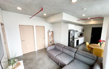Alquiler de apartamento en condominio en Escalante.