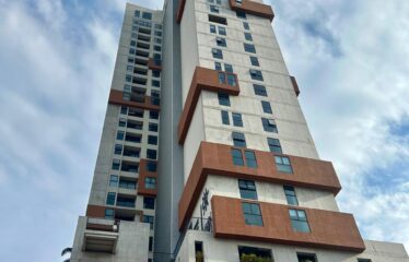 Alquiler de apartamento en condominio en Escalante.