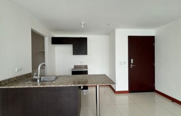Apartment for sale in a condominium in San Sebastián.