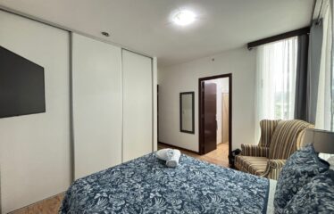 Apartamento en alquiler en condominio en San Sebastián.