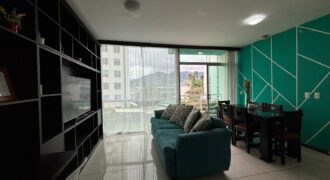 Apartamento en alquiler en condominio en San Sebastián.