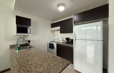 Apartamento en alquiler en condominio en San Sebastián.