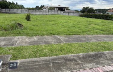 Venta de lote en condominio en la Guácima, Alajuela.