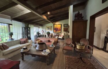 House for sale in Pinares, Curridabat.