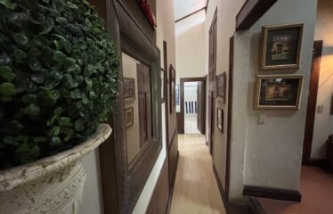 House for sale in Pinares, Curridabat.