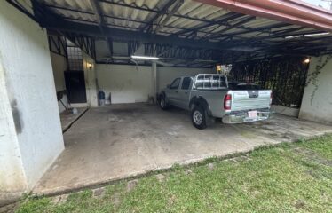 House for sale in Pinares, Curridabat.