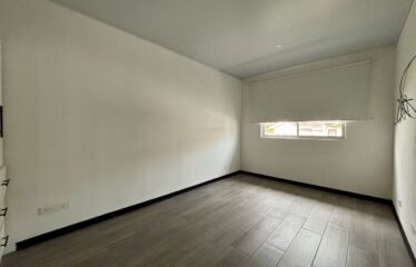 House for sale in a condominium in Brasil de Santa Ana.