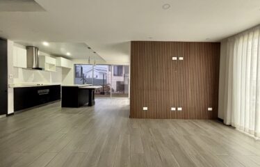 House for sale in a condominium in Brasil de Santa Ana.