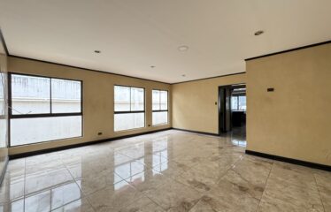 Venta de casa en Pinares, Curridabat.