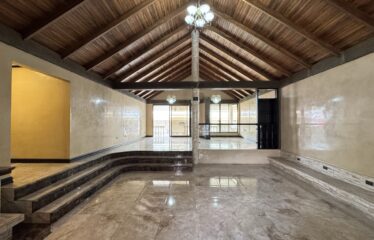 Venta de casa en Pinares, Curridabat.