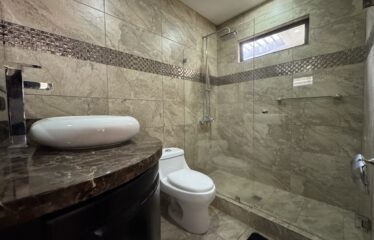Venta de casa en Pinares, Curridabat.