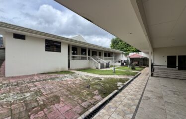 Venta de casa en Pinares, Curridabat.