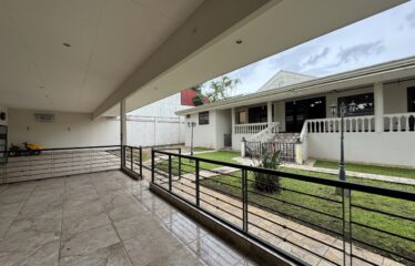 Venta de casa en Pinares, Curridabat.