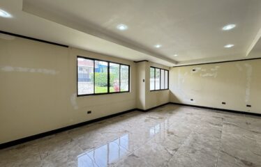 Venta de casa en Pinares, Curridabat.
