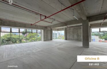 Office for rent in San Pedro.