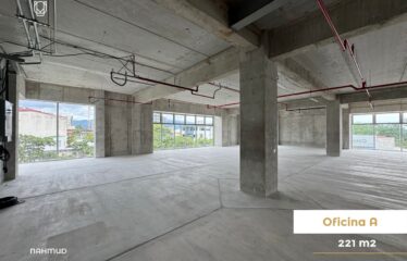 Office for rent in San Pedro.