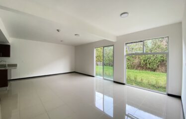 Alquiler de apartamento en condominio Granadilla, Curridabat.