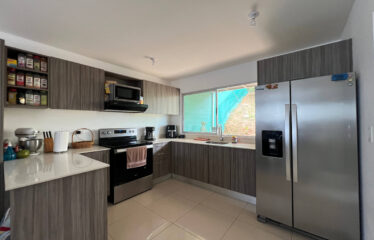 House for sale in a condominium in Guácima, Alajuela.