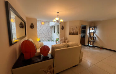 House for sale in condominium in Rohrmoser.