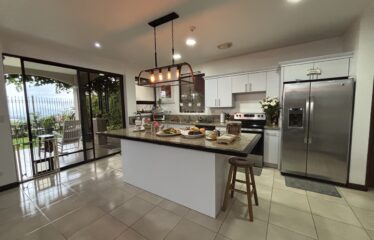 House for sale in La Union, Tres Rios, Cartago.