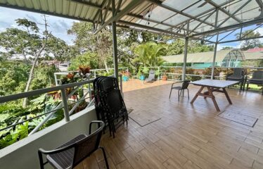 House for sale in a condominium in Lomas de Ayarco, Curridabat.
