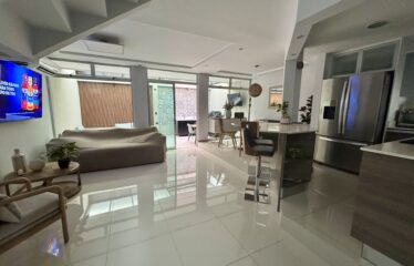 House for sale in a condominium in Lomas de Ayarco, Curridabat.