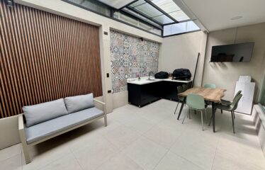 House for sale in a condominium in Lomas de Ayarco, Curridabat.