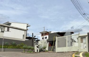 Lot for sale in a condominium in Brasil de Mora.