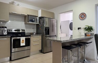 Alquiler de casa en condominio en Ciudad Colón, San José.