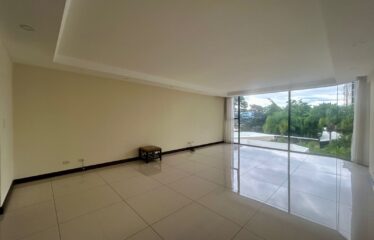 Apartment for rent in a condominium in San Rafael de Escazú.
