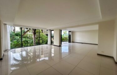 Apartment for rent in a condominium in San Rafael de Escazú.