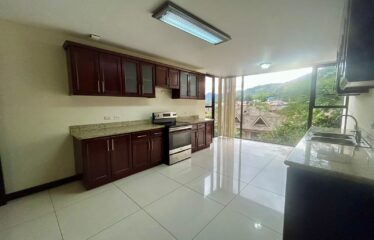 Apartment for rent in a condominium in San Rafael de Escazú.